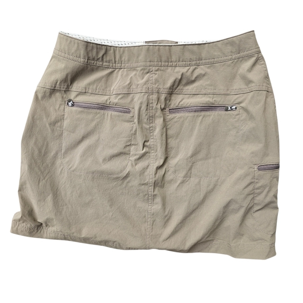 LL Bean Water-Repellent Comfort Trail Skort, Mid-Rise - Picture 4 of 9